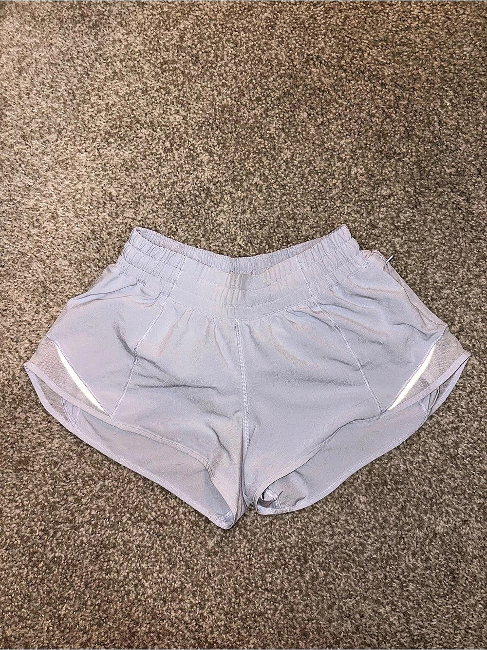 Lululemon Hotty Hot High-Rise Lined Short 2.5" Lilac